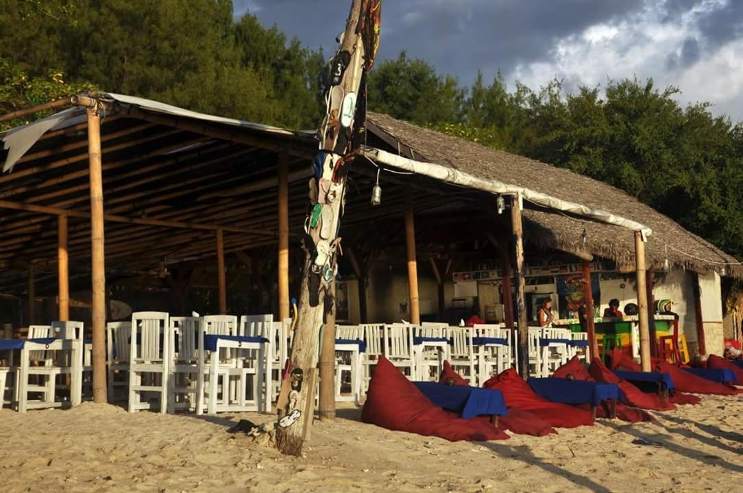 Sasak Island Bungalows Гили Мено Екстериор снимка